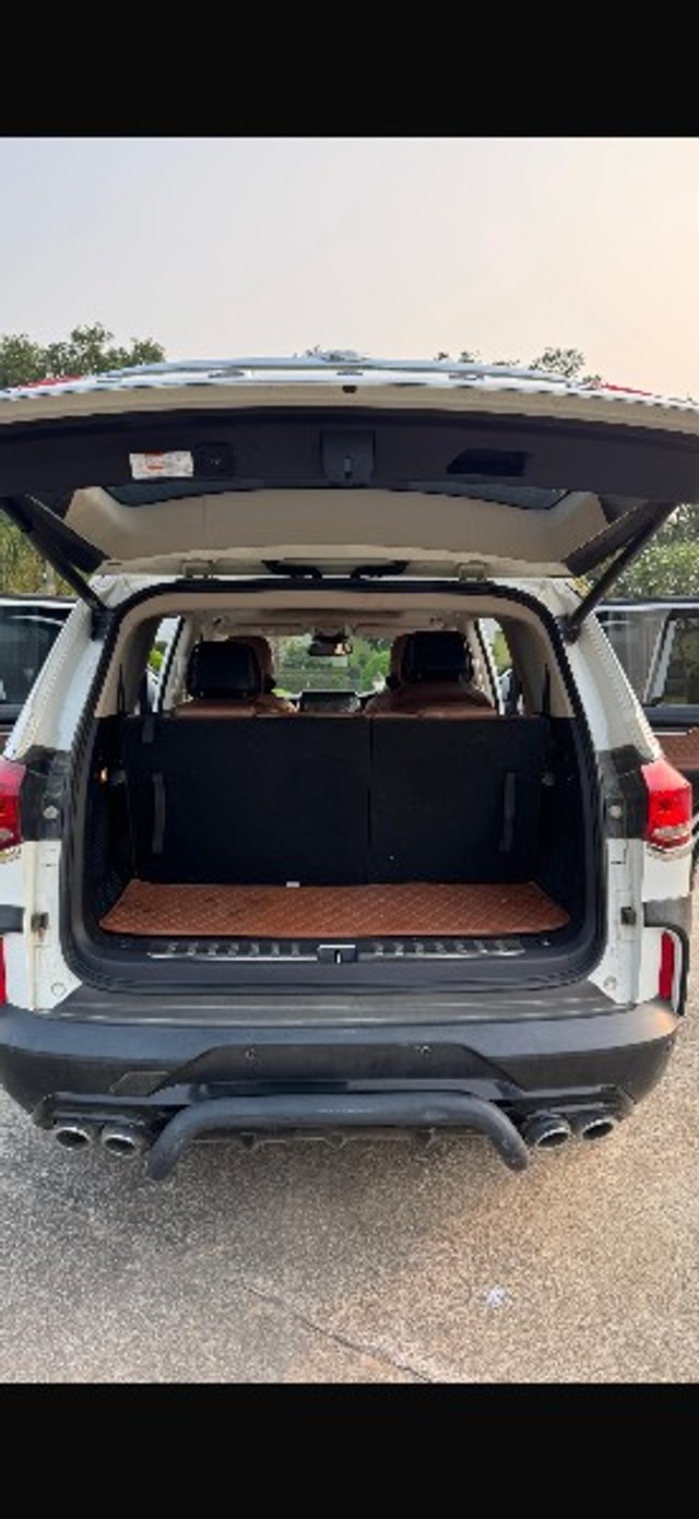 Second-hand 2021 MG Gloster Savvy 6-Str for sale in Lucknow-2