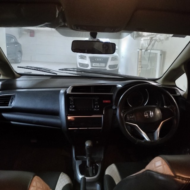 Second-hand 2015 Honda Jazz 1.2 V AT i VTEC for sale in Kolkata-7