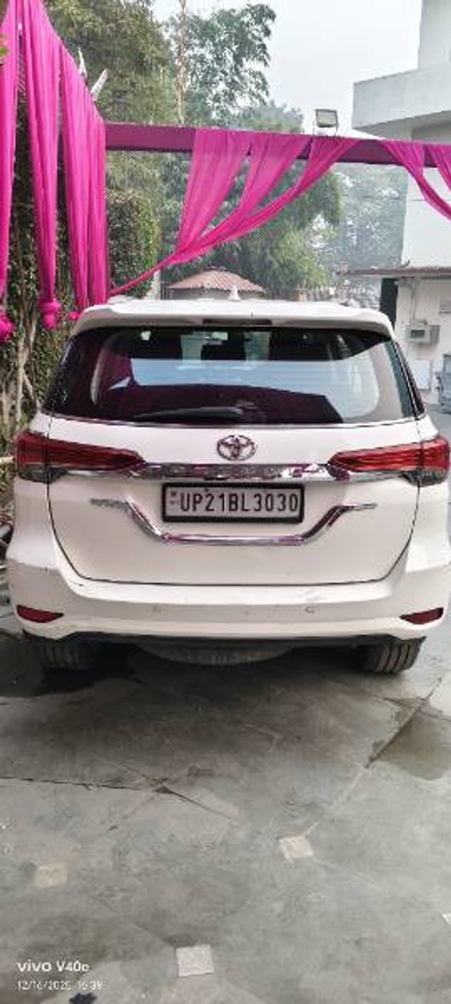 Second-hand 2017 Toyota Fortuner 2.7 2WD MT BSIV for sale in Moradabad-5