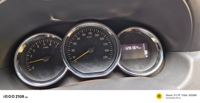 Second-hand 2016 Renault Duster 85PS Diesel RxL for sale in Chennai-2