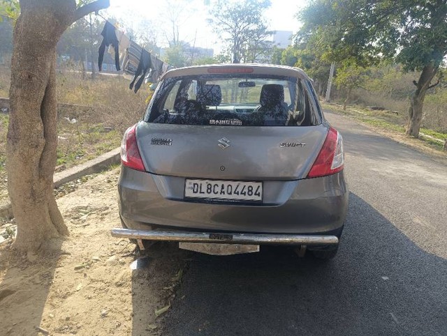 Second-hand 2017 Maruti Swift LXI Optional-O for sale in Hapur-1