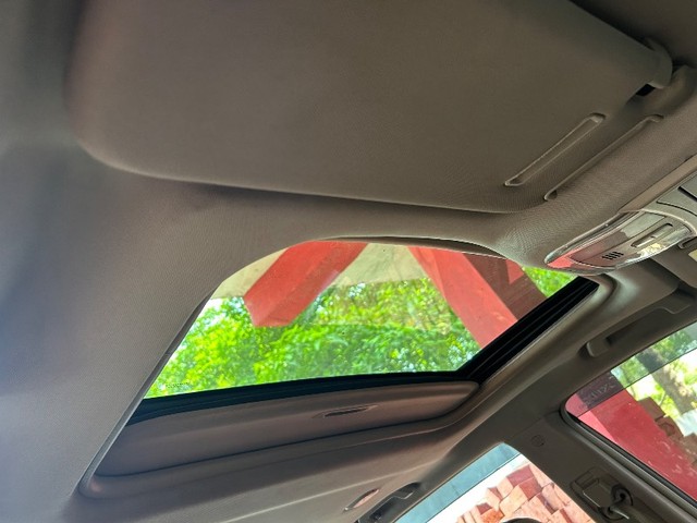 Second-hand 2017 Mahindra XUV500 W10 2WD for sale in Patna-4