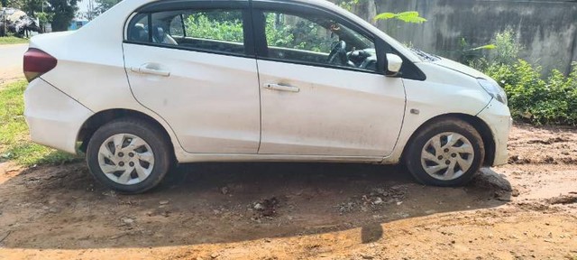Second-hand 2014 Honda Amaze S i-Dtech for sale in Narsipatnam-7
