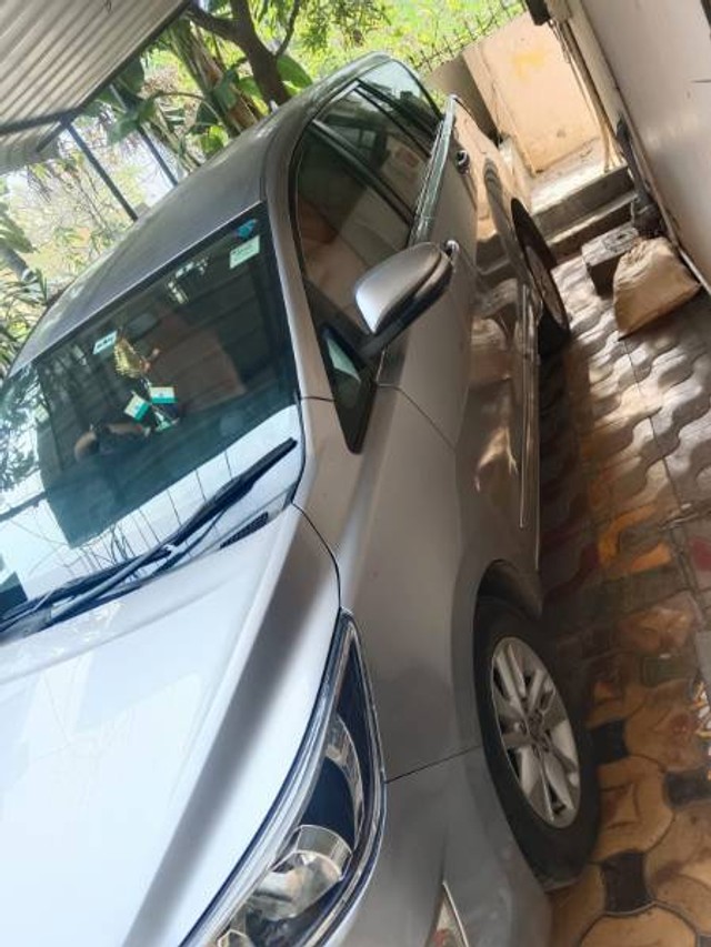 Second-hand 2017 Toyota Innova Crysta 2.4 G MT BSIV for sale in Secunderabad-1