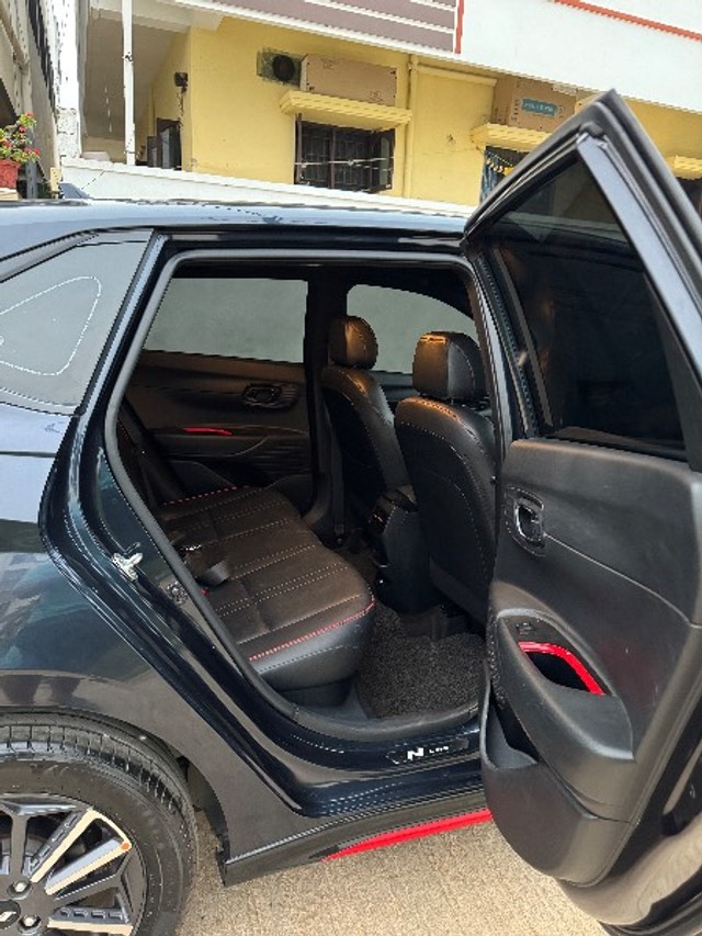 Second-hand 2022 Hyundai i20 Asta Turbo DCT for sale in Nellore-4