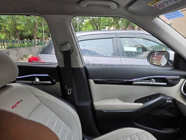 Second-hand 2019 Kia Seltos GTX Plus DCT for sale in Noida-5