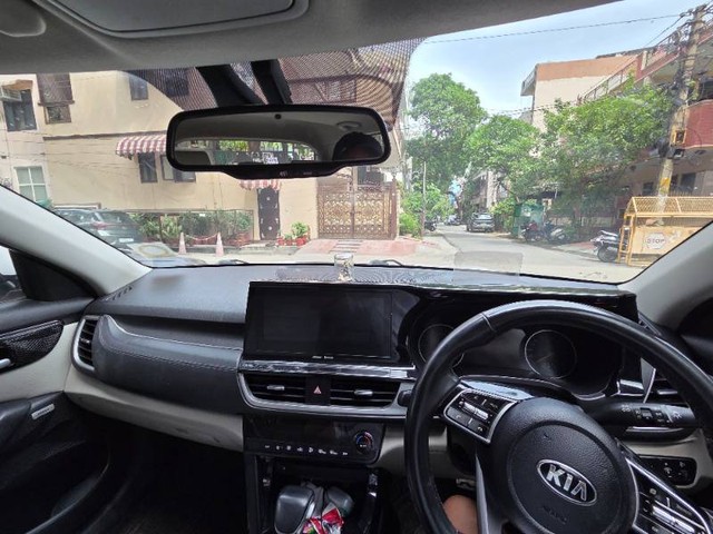 Second-hand 2019 Kia Seltos GTX Plus DCT for sale in Noida-2