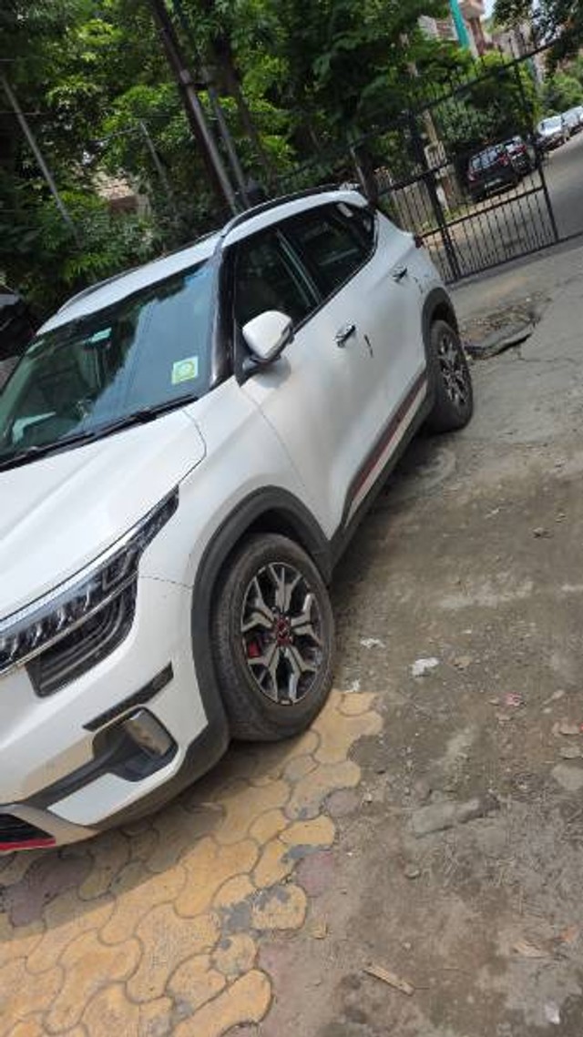 Second-hand 2019 Kia Seltos GTX Plus DCT for sale in Noida-7