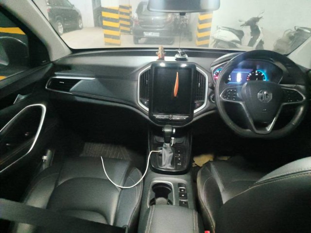 Second-hand 2020 MG Hector Sharp DCT for sale in Gulbarga-5