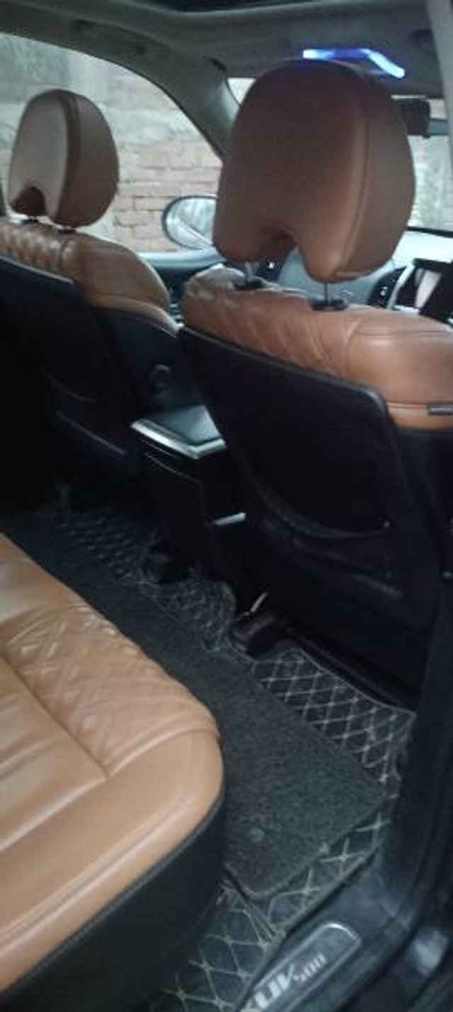 Mahindra XUV500 W11 FWD Diesel Second-hand 2018 Mahindra XUV500 W11 FWD Diesel for sale in Gopalganj-5