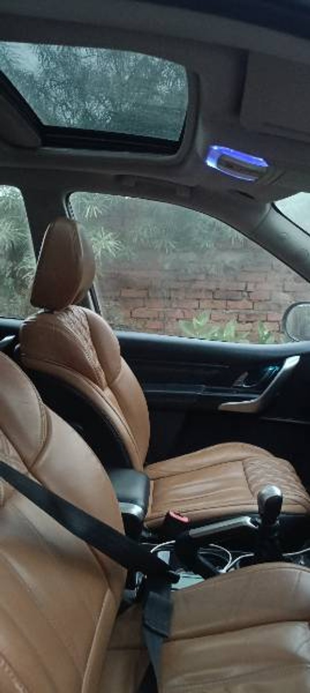 Mahindra XUV500 W11 FWD Diesel Second-hand 2018 Mahindra XUV500 W11 FWD Diesel for sale in Gopalganj-2