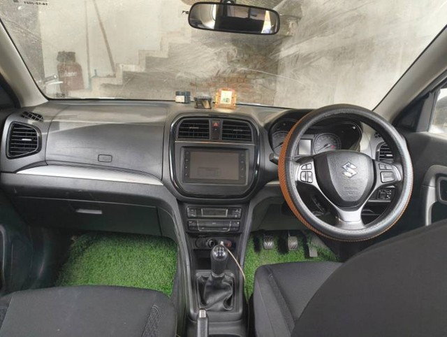 Second-hand 2021 Maruti Vitara Brezza ZXI for sale in Ghaziabad-4