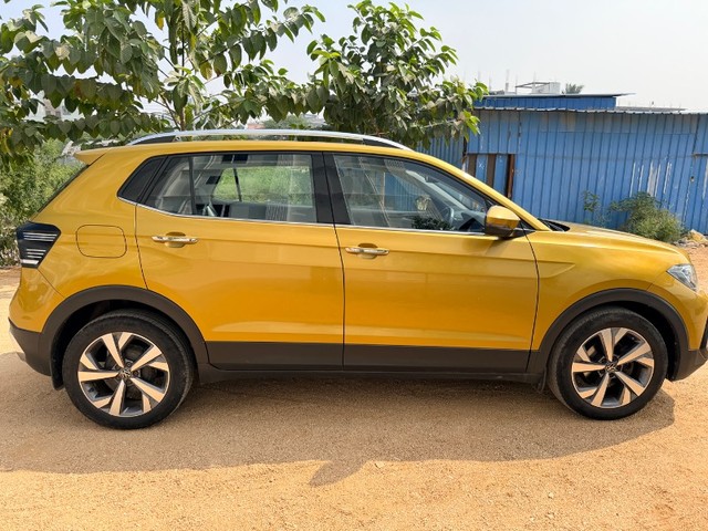 Second-hand 2023 Volkswagen Taigun 1.0 TSI Topline AT BSVI for sale in Raichur-4