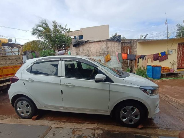 Second-hand 2022 Tata Tiago XT CNG BSVI for sale in Dharwad-1