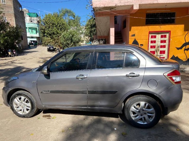 Second-hand 2013 Maruti Swift Dzire ZDI for sale in Dhar-1