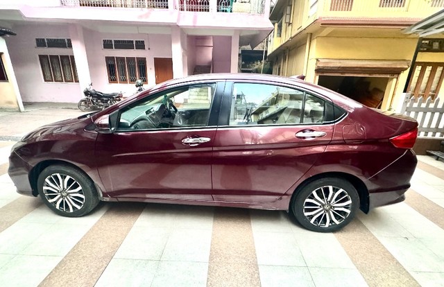 Second-hand 2018 Honda City i-VTEC VX for sale in Guwahati