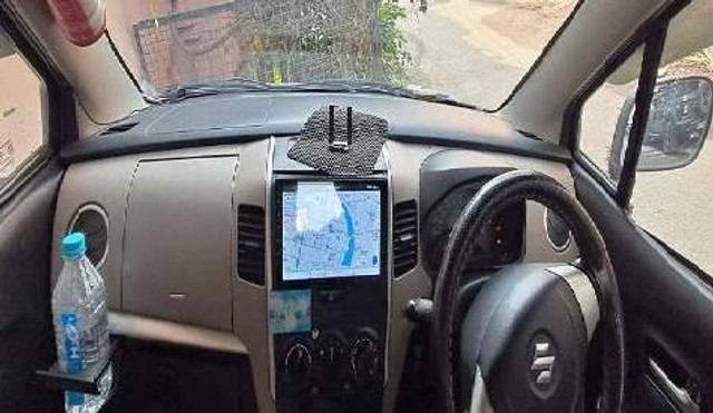 Second-hand 2015 Maruti Suzuki Wagon R LXI BS IV for sale in Lucknow-9