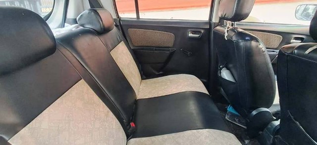 Second-hand 2015 Maruti Suzuki Wagon R LXI BS IV for sale in Lucknow-5