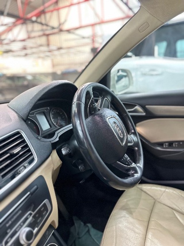 Second-hand 2017 Audi Q3 35 TDI Quattro Premium Plus for sale in Mohali-13