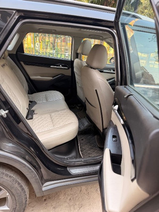 Second-hand 2020 Kia Seltos HTX IVT G for sale in New Delhi-4