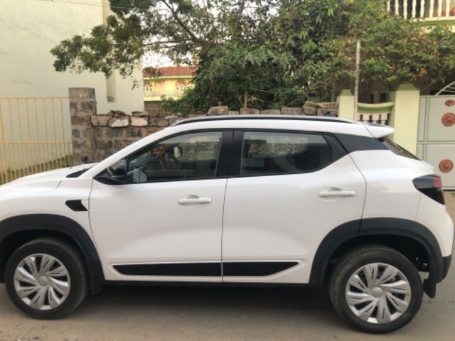 Second-hand 2021 Renault Kiger RXL AMT for sale in Porbandar-3