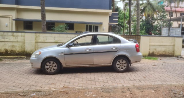 Second-hand 2008 Hyundai Verna CRDi for sale in Mangalore-2