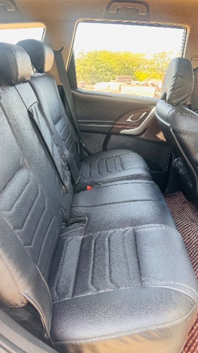 Second-hand 2014 Mahindra XUV500 Sportz for sale in Bhilwara-2