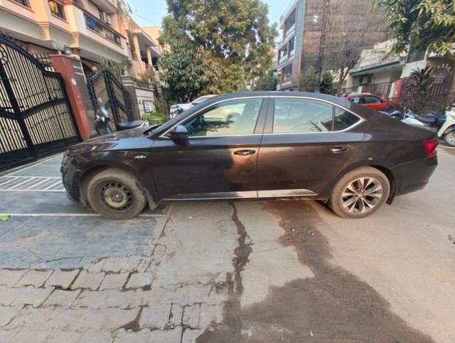 Second-hand 2020 Skoda Superb Laurin & klement BSVI for sale in Ghaziabad-2