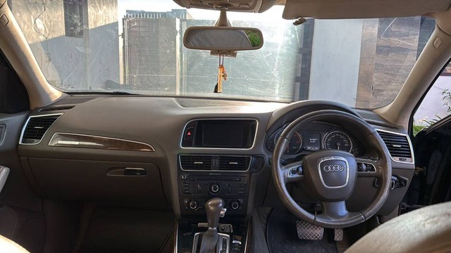 Second-hand 2011 Audi Q5 3.0 TDI Quattro for sale in Dehradun-2