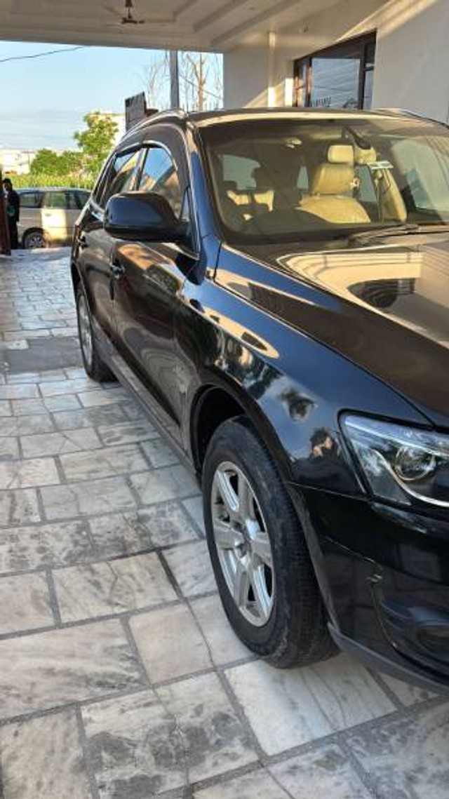 Second-hand 2011 Audi Q5 3.0 TDI Quattro for sale in Dehradun-3