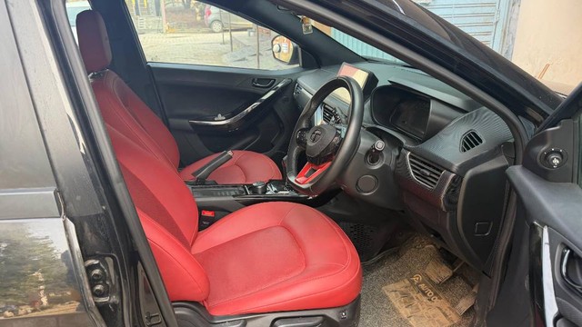 Second-hand 2023 Tata Nexon XZA Plus LUXS Red Dark AMT for sale in New Delhi-2