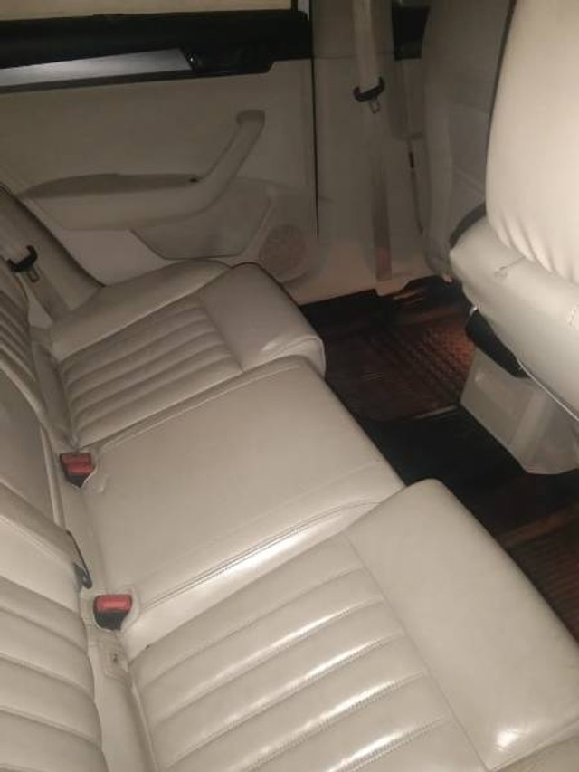 Second-hand 2019 Skoda Superb Style 1.8 TSI MT for sale in Mumbai-6