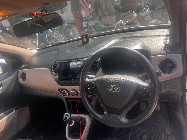 Second-hand 2019 Hyundai Xcent 1.2 CRDi SX for sale in Zirakpur-3