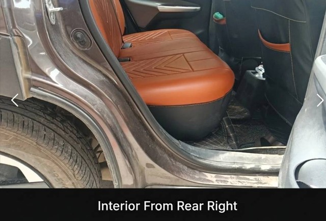 Second-hand 2024 Nissan Magnite Kuro MT for sale in Agra-2