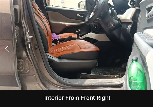 Second-hand 2024 Nissan Magnite Kuro MT for sale in Agra-4