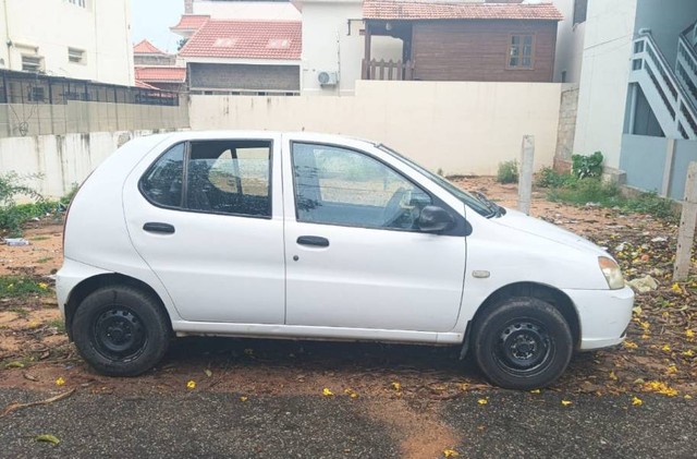 Second-hand 2015 Tata Indica V2 LS for sale in Davangere-1
