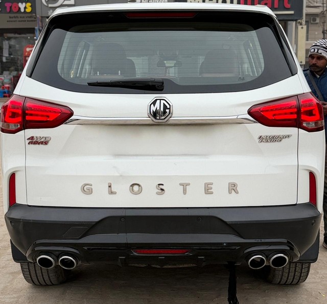 Second-hand 2023 MG Gloster Savvy 4x4 6Str for sale in Chandigarh-6