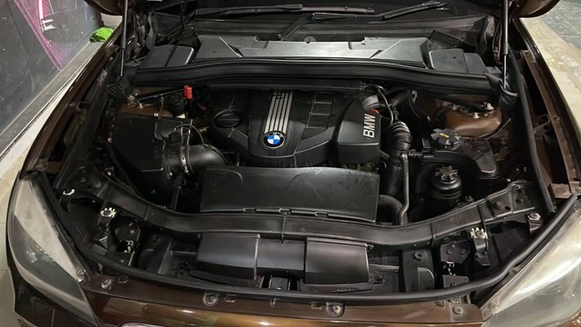 Second-hand 2011 BMW X1 sDrive 20d Exclusive for sale in Dakshina Kannada-3