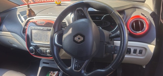 Second-hand 2018 Renault Captur 1.5 Petrol RXT for sale in Vadodara-3