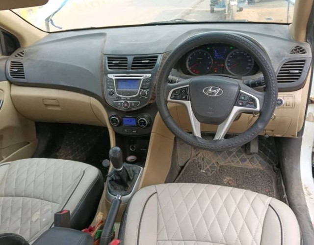 Second-hand 2012 Hyundai Verna 1.6 VTVT for sale in Ghaziabad-3