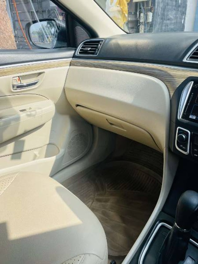 Second-hand 2019 Maruti Ciaz Alpha Automatic BSIV for sale in Agra-8