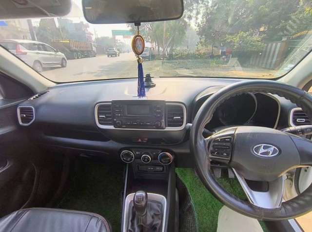 Second-hand 2022 Hyundai Venue S BSVI for sale in Gorakhpur-4