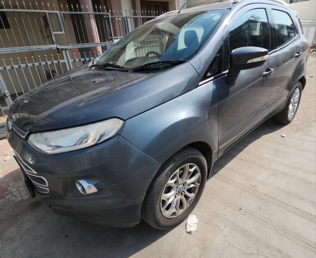 Second-hand 2016 Ford Ecosport 1.5 TDCi Titanium BSIV for sale in Anand-5