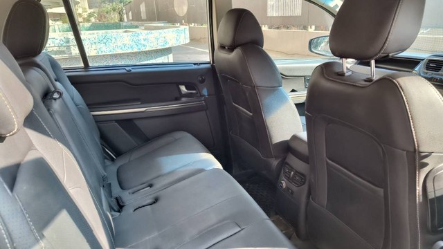 Second-hand 2017 Tata Hexa XTA for sale in Mumbai-3