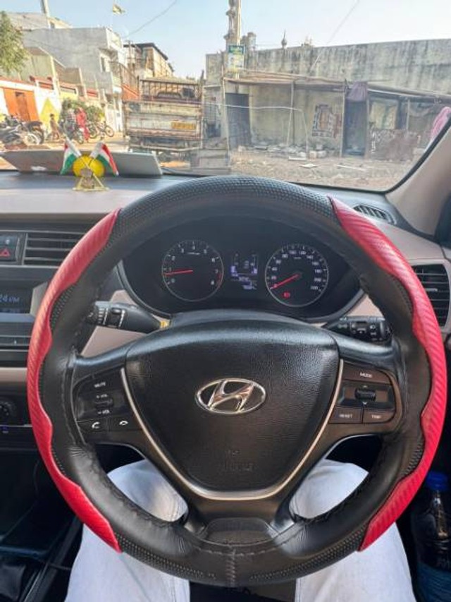 Second-hand 2020 Hyundai i20 Magna BSVI for sale in Rajkot-5