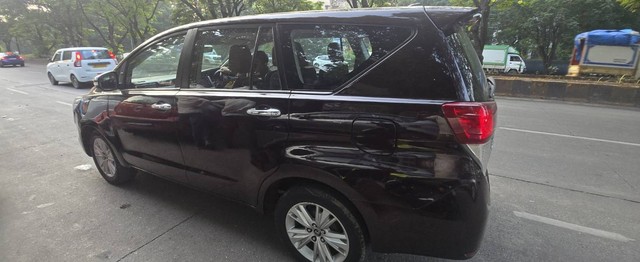 Second-hand 2016 Toyota Innova Crysta 2.4 G MT 8S BSIV for sale in Mumbai-6