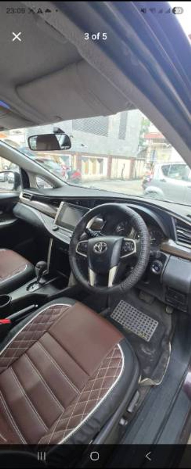 Second-hand 2016 Toyota Innova Crysta 2.4 G MT 8S BSIV for sale in Mumbai-2