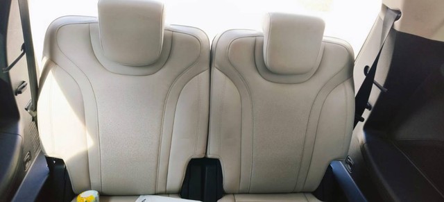 Second-hand 2022 Mahindra XUV700 AX7 Diesel AT Luxury Pack BSVI for sale in Mangalagiri-6