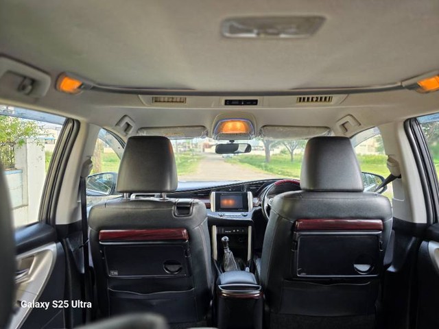 Toyota Innova Crysta 2.4 ZX MT BSIV Second-hand 2018 Toyota Innova Crysta 2.4 ZX MT BSIV for sale in Chikmagalur-7