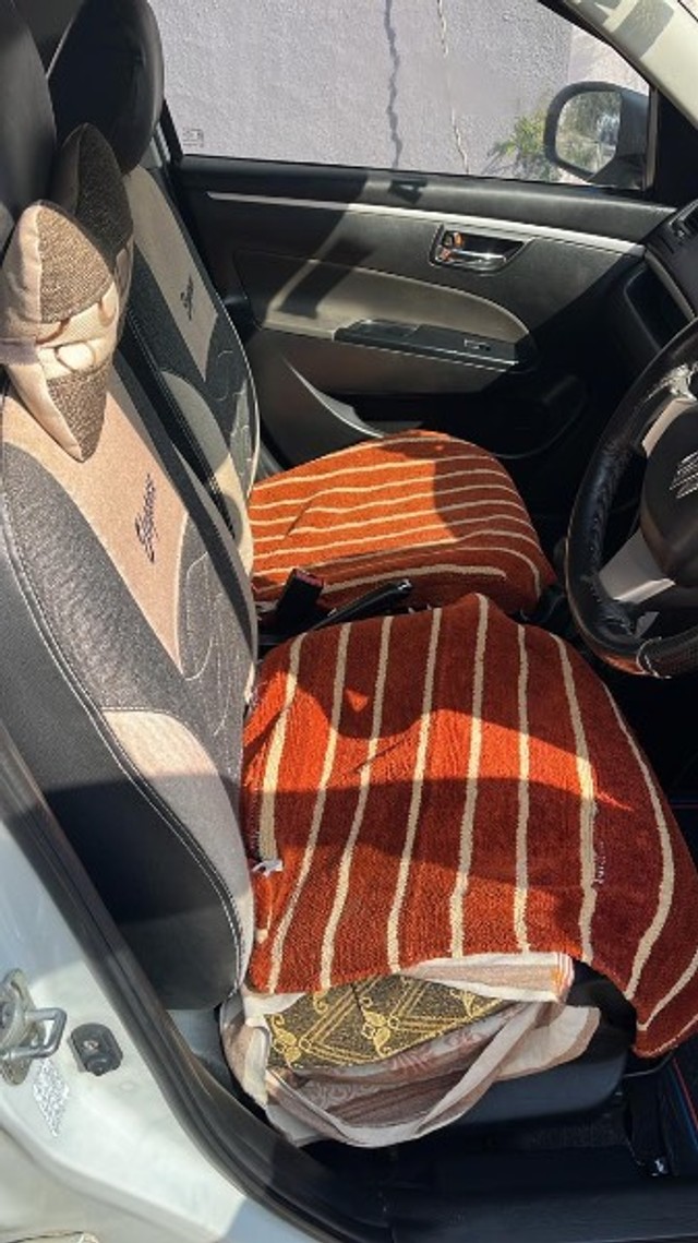 Maruti Swift VXI Second-hand 2013 Maruti Swift VXI for sale in Nanded-5